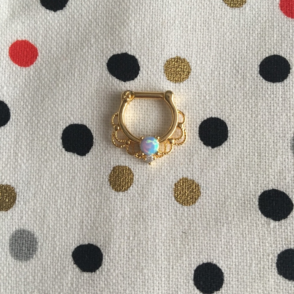 gold opal septum
